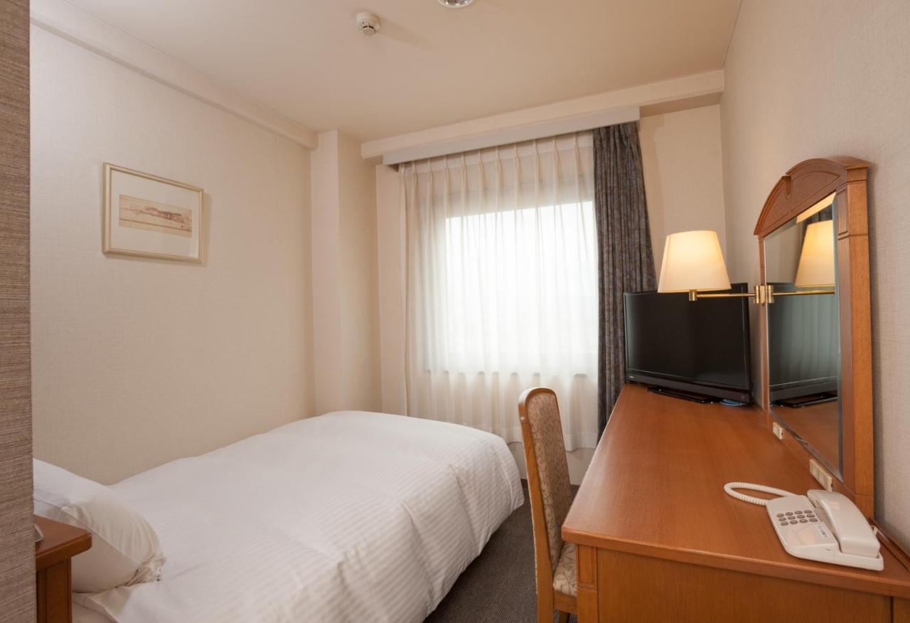 Hotel Kinsuien Saiki Екстер'єр фото