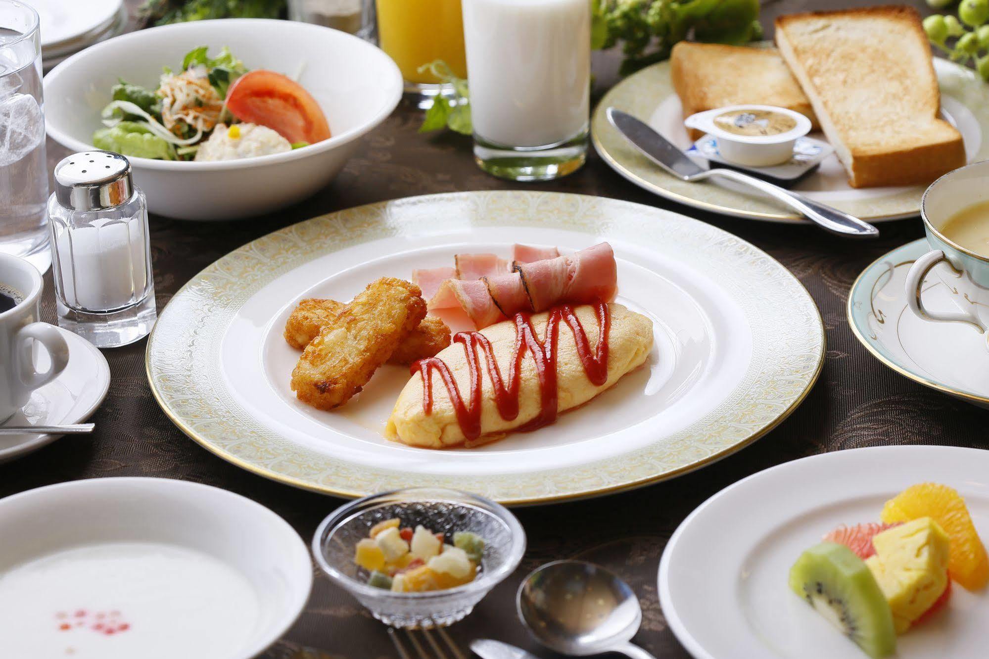 Hotel Kinsuien Saiki Екстер'єр фото